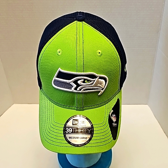 NFL Seattle Seahawks New Era 39THIRTY flex fit Hat Cap sz M/L NWOT - Picture 1 of 11